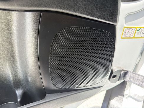Used 2024 RAM ProMaster 2500 w/ Convenience Group FWD image 17