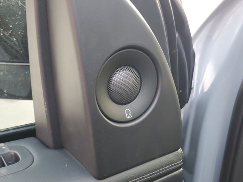 New 2026 Lincoln Navigator Reserve w/ Jet Appearance Package image 9