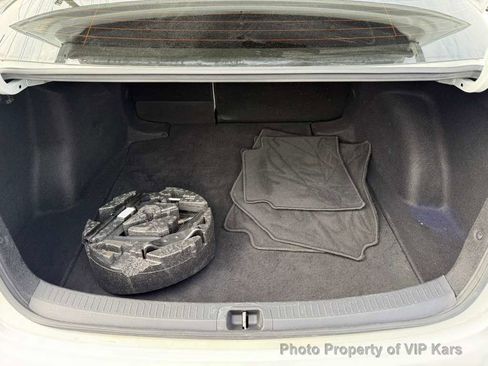 Used 2020 Toyota Corolla LE image 21