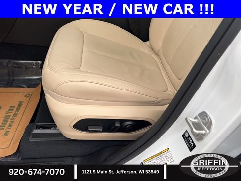 Used 2023 Jeep Grand Cherokee 4xe w/ Luxury Tech Group II image 19