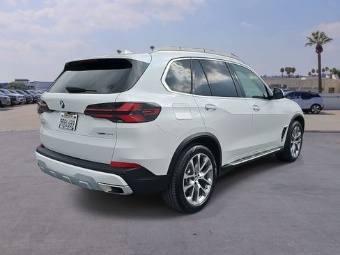 Used 2025 BMW X5 sDrive40i w/ Premium Package image 5