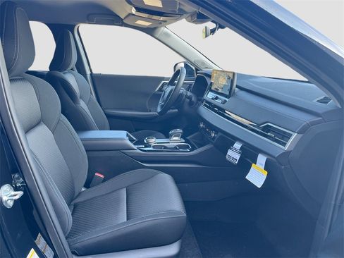 New 2025 Mitsubishi Outlander ES image 32