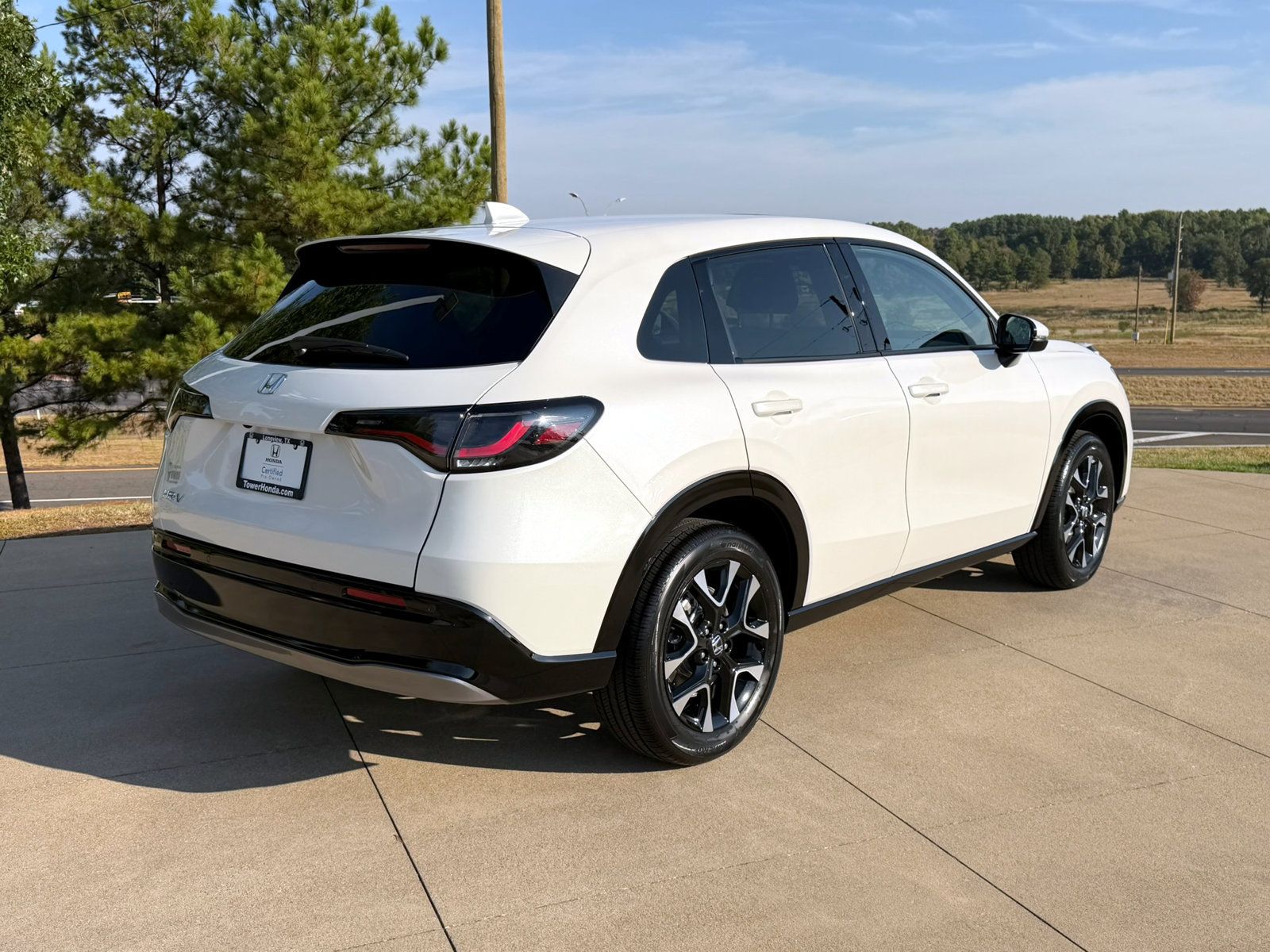 Certified 2026 Honda HR-V EX-L image 6