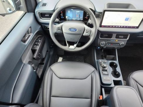 New 2025 Ford Maverick Lariat w/ Black Appearance Package image 13