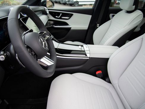 New 2026 Mercedes-Benz GLC 300 4MATIC image 14