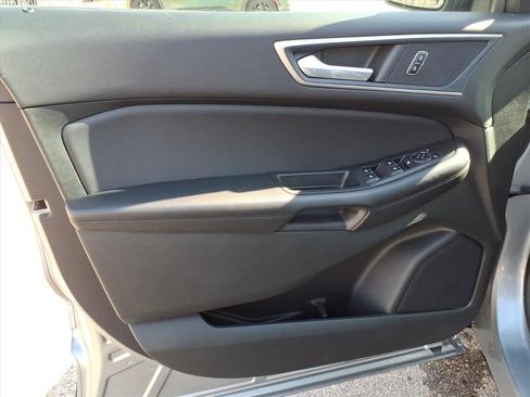 Used 2023 Ford Edge SEL w/ Convenience Package image 14