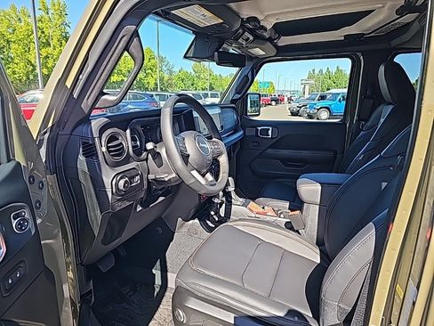 New 2025 Jeep Wrangler Unlimited Rubicon 392 image 11