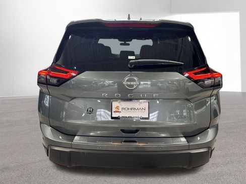 Certified 2026 Nissan Rogue SV w/ Cold Weather Package AWD/4WD image 38