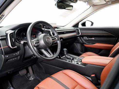 Used 2023 MAZDA CX-50 Meridian Edition w/ Weather Package image 4