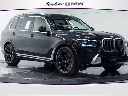 Used 2025 BMW X7 xDrive40i AWD/4WD image 1