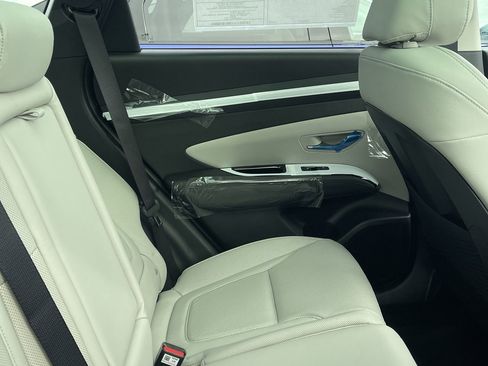 Certified 2023 Hyundai Tucson Limited w/ Cargo Package image 8