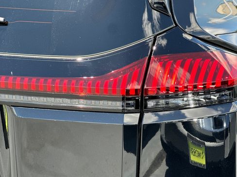 New 2026 Toyota RAV4 XSE AWD/4WD image 31