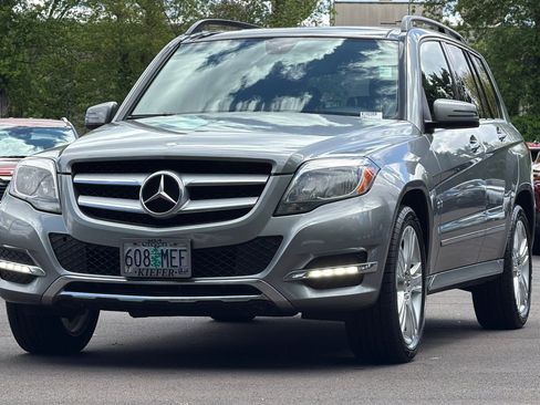 Used 2015 Mercedes-Benz GLK 350 4MATIC image 8