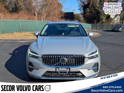 Certified 2023 Volvo XC60 B5 Plus image 2
