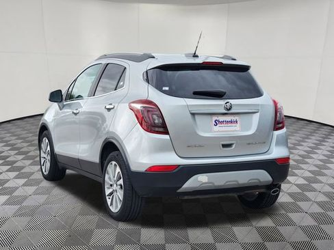 Used 2018 Buick Encore Preferred image 3