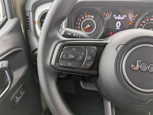 New 2025 Jeep Gladiator Sport image 14