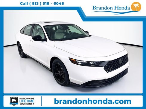 New 2025 Honda Accord SE image 1