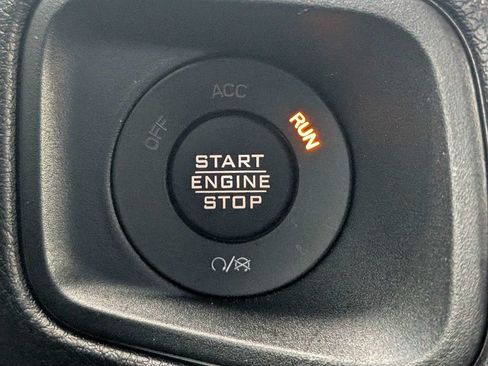Used 2026 Jeep Wrangler Unlimited Sport AWD/4WD image 27
