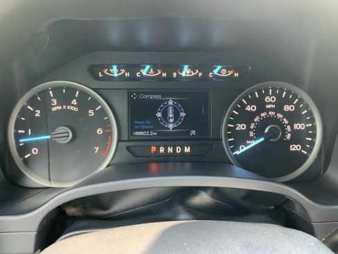 Used 2019 Ford F150 XLT w/ Equipment Group 302A Luxury AWD/4WD image 24