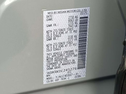 Used 2025 Nissan Pathfinder Platinum image 26