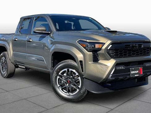 New 2026 Toyota Tacoma TRD Sport image 2