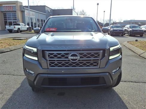 Certified 2024 Nissan Frontier SL image 21