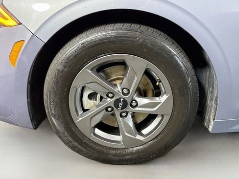 Used 2023 Kia K5 LXS FWD image 38