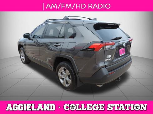 Used 2024 Toyota RAV4 XLE FWD image 6
