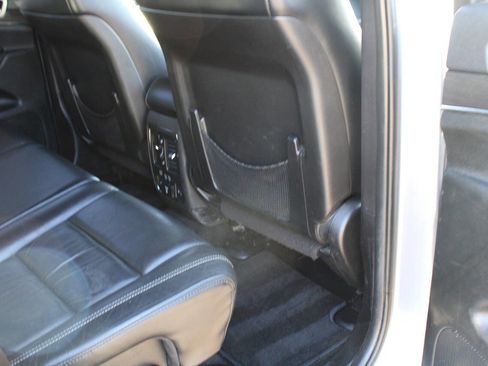 Used 2015 Jeep Grand Cherokee Limited image 69