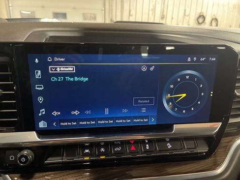 Used 2022 Chevrolet Silverado 1500 LT Trail Boss image 19