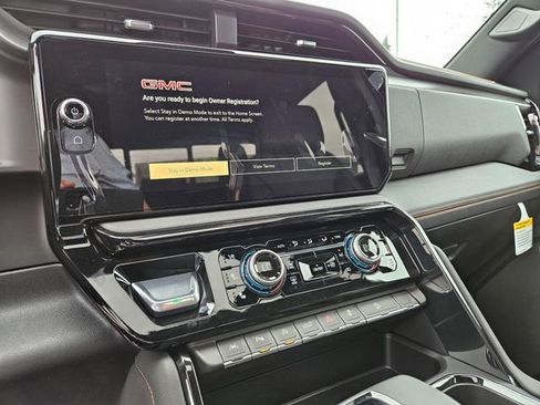 New 2026 GMC Sierra 1500 AT4 w/ AT4 Premium Package AWD/4WD image 27