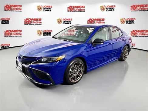 Certified 2023 Toyota Camry SE image 13