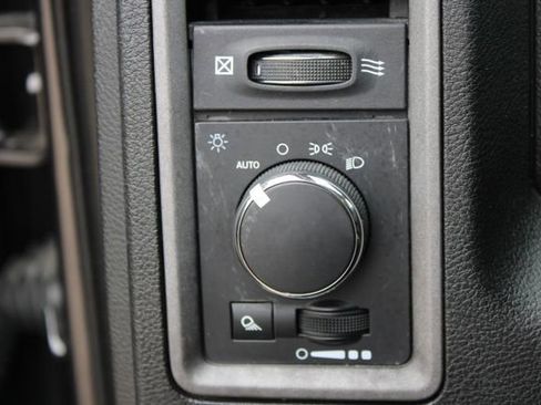 Used 2021 RAM 1500 Tradesman w/ Chrome Plus Package RWD image 20