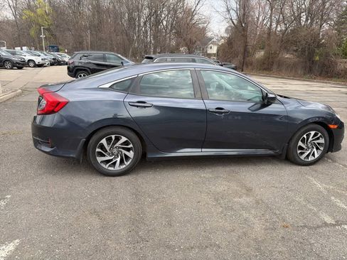 Used 2018 Honda Civic EX image 15