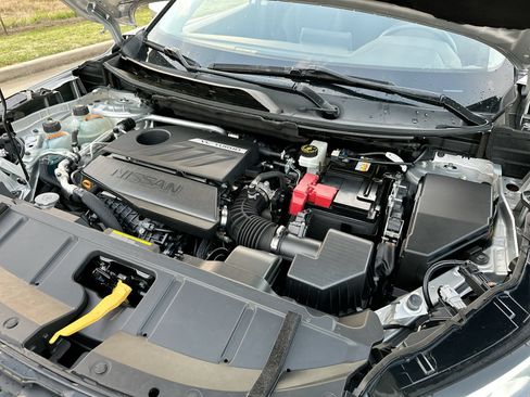 Used 2023 Nissan Rogue SV AWD/4WD image 24