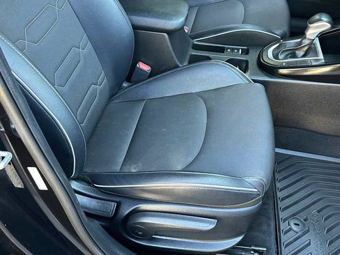 Used 2023 Kia Forte GT-Line w/ GT-Line Technology Package FWD image 22