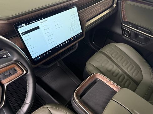 Used 2022 Rivian R1T Launch Edition AWD/4WD image 27