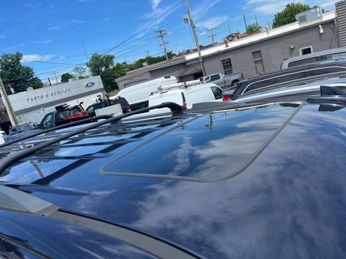 Used 2017 GMC Yukon XL Denali w/ Open Road Package AWD/4WD image 4