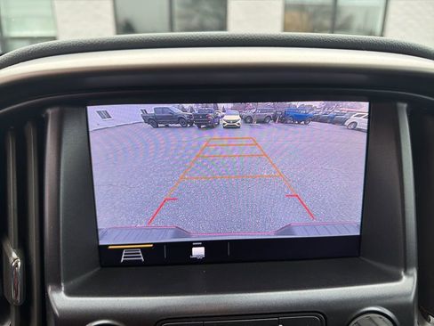 Used 2020 Chevrolet Colorado Z71 image 25