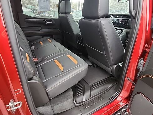 Used 2024 GMC Sierra 1500 AT4 w/ AT4 Preferred Package image 16