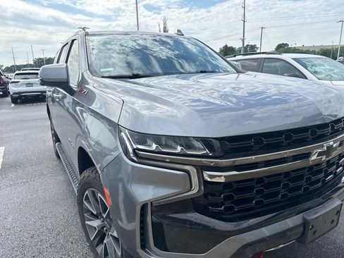 Used 2021 Chevrolet Tahoe Z71 w/ Z71 Off-Road Package AWD/4WD image 3