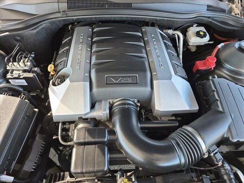 Used 2010 Chevrolet Camaro SS w/ RS Package RWD image 19