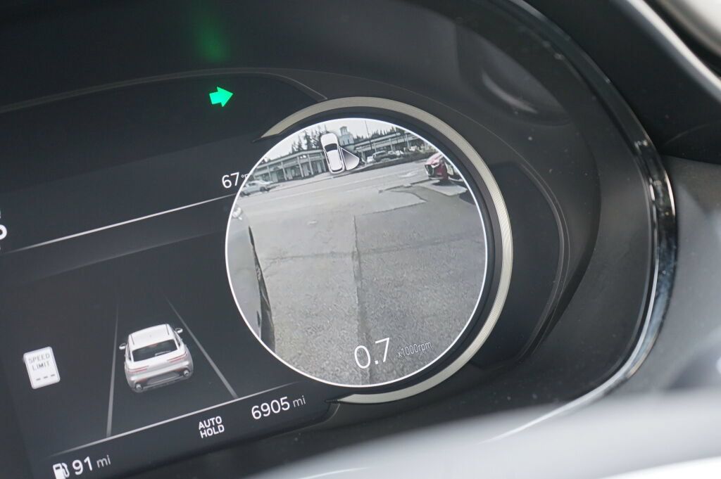 Used 2024 Genesis GV70 3.5T Sport w/ Sport Advanced Package AWD/4WD image 28