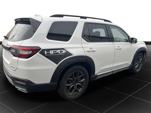 Used 2023 Honda Pilot Elite image 5