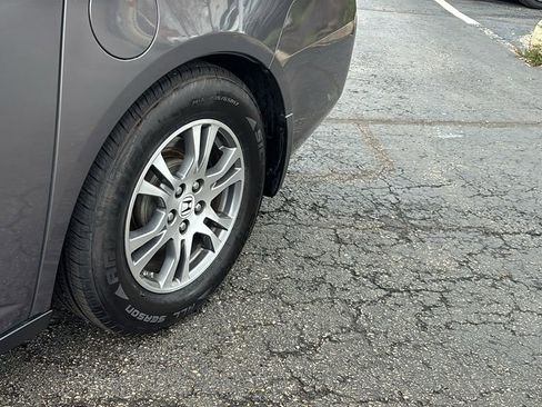 Used 2012 Honda Odyssey EX image 9