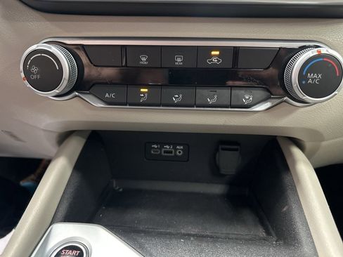 Used 2025 Nissan Altima 2.5 SV image 28