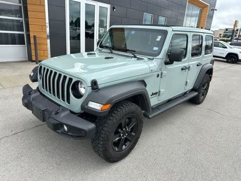 Used 2023 Jeep Wrangler Unlimited Sport AWD/4WD image 12