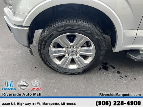 Used 2019 Ford F150 Lariat w/ Equipment Group 502A Luxury image 11