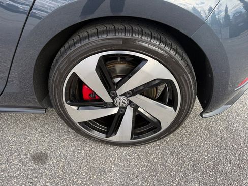 Used 2020 Volkswagen Golf 2.0T S image 25