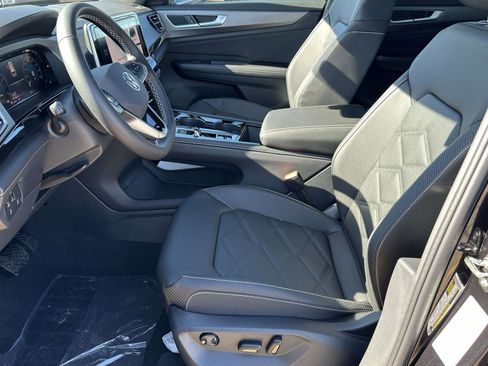 New 2026 Volkswagen Atlas Cross Sport SE image 16